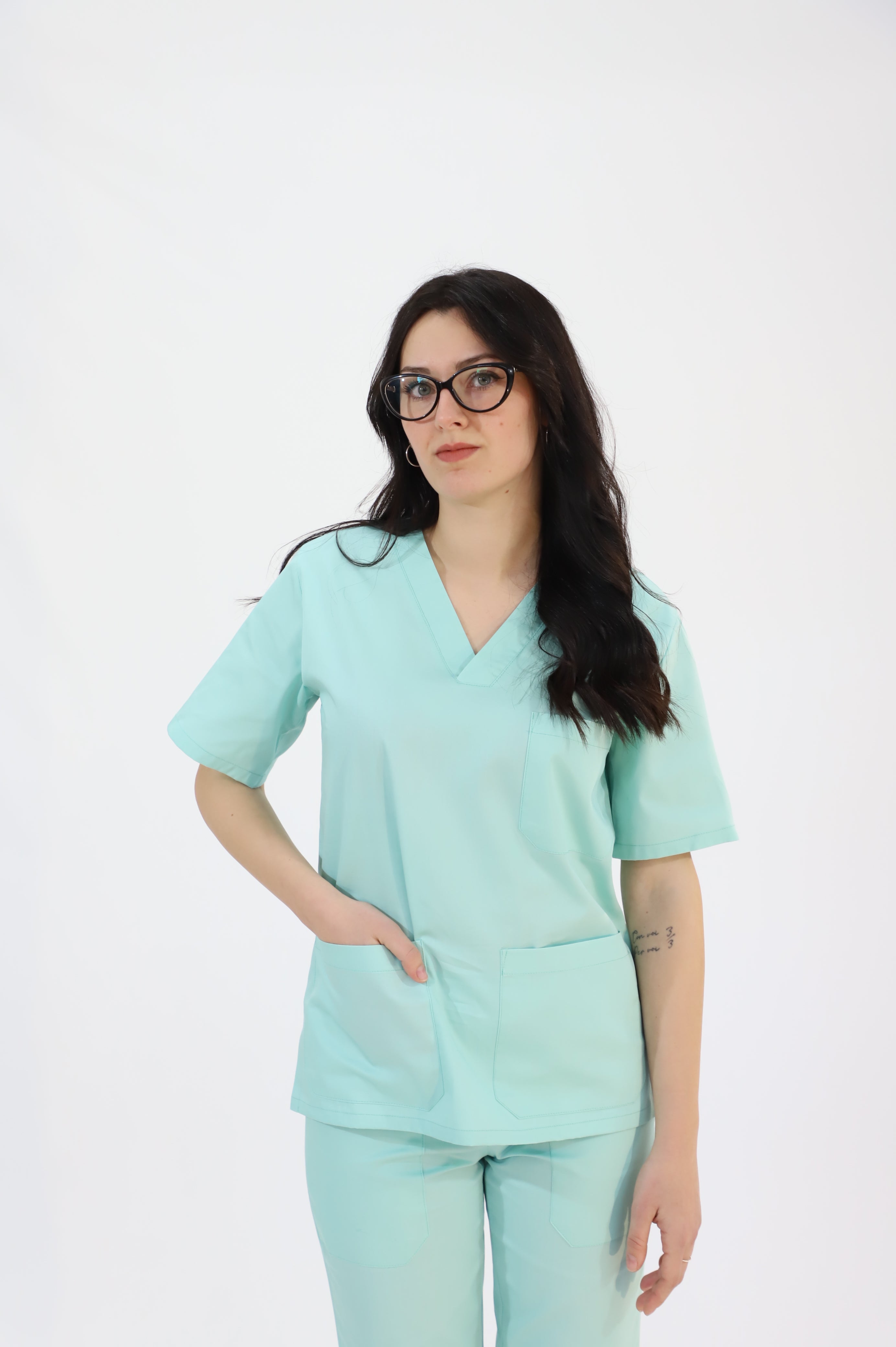 Divisa sanitaria uomo donna unisex ospedale medico laboratorio infermiere oss